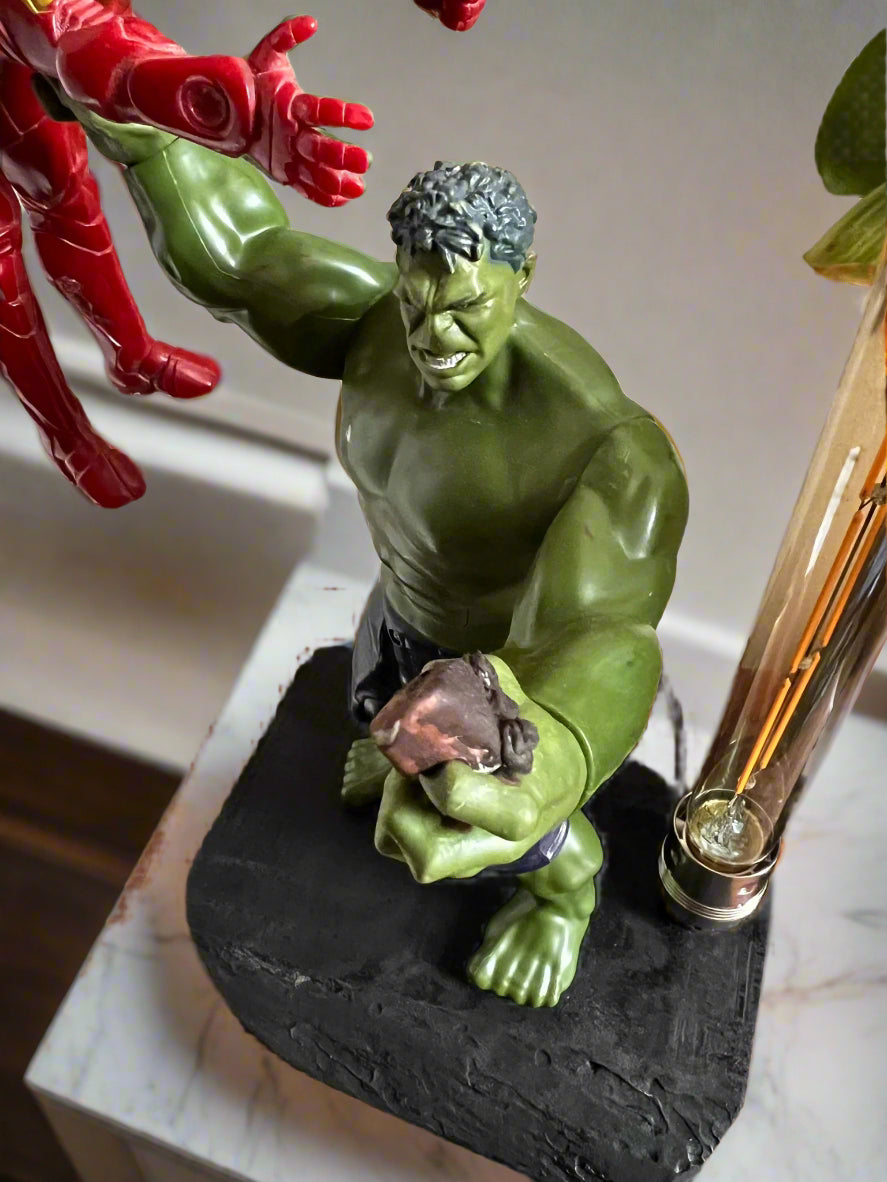 Hulk want cake